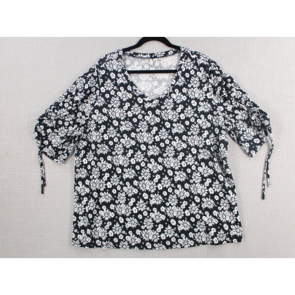 Cato‎ Black & White Floral Ruched Sleeve V-Neck Top Womens Size 18/20W